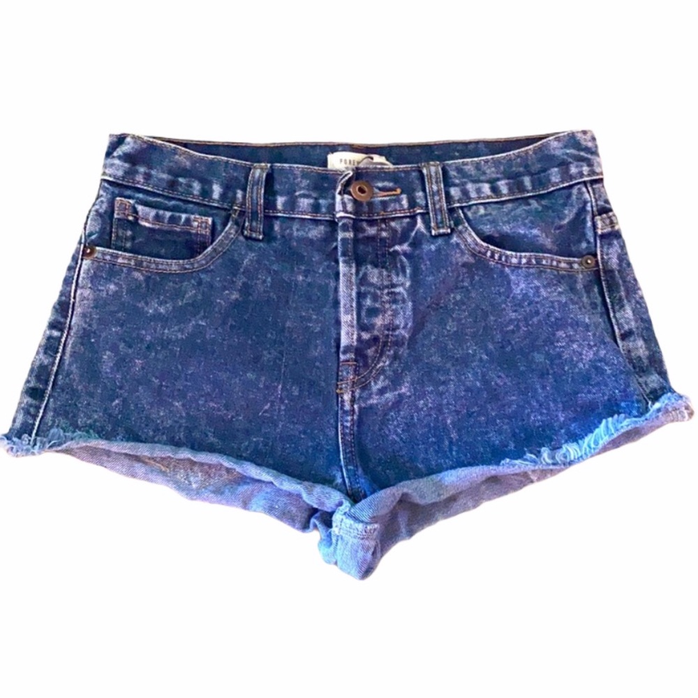 Forever 21 F21 acid washed raw hem cut off booty Jean shorts 26